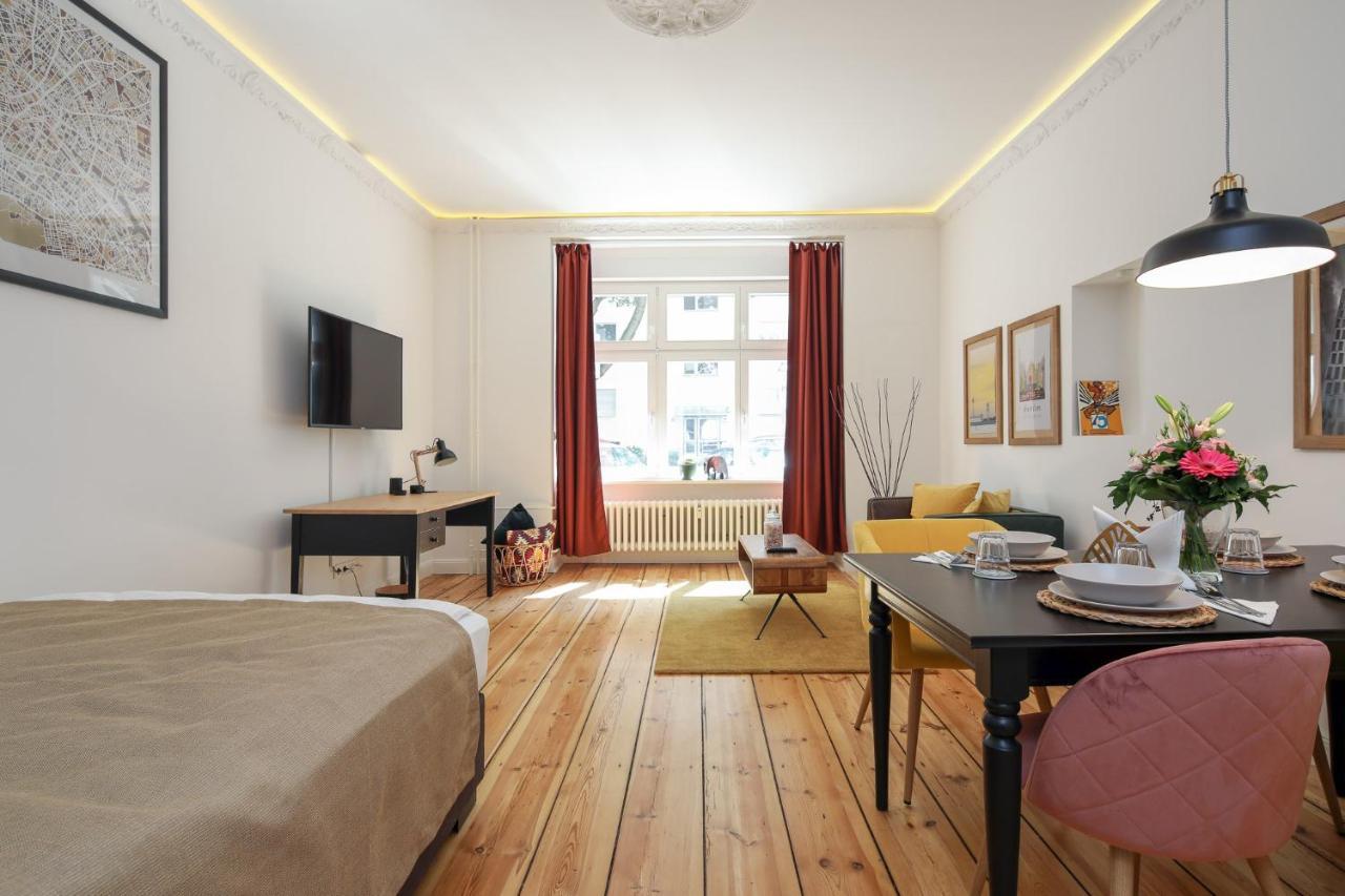 4 Personen Altbau Apartment Nahe Kurfuerstendamm - Romeo & Julia Berlin Ngoại thất bức ảnh