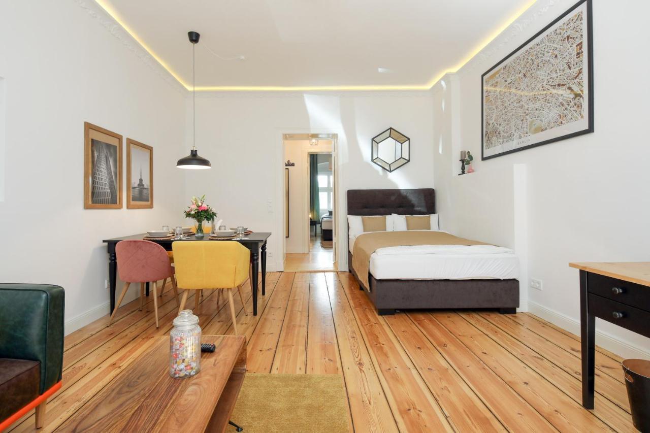 4 Personen Altbau Apartment Nahe Kurfuerstendamm - Romeo & Julia Berlin Ngoại thất bức ảnh