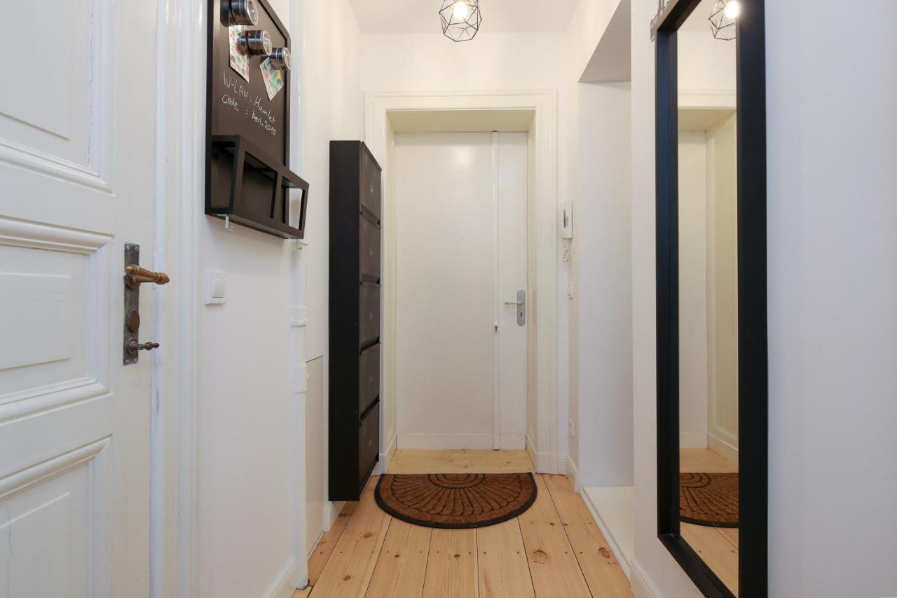4 Personen Altbau Apartment Nahe Kurfuerstendamm - Romeo & Julia Berlin Ngoại thất bức ảnh