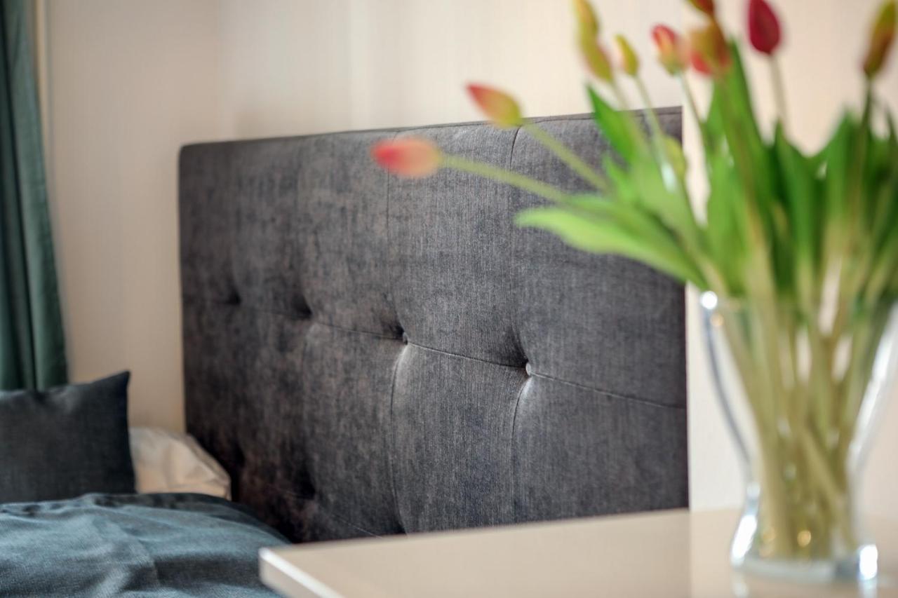 4 Personen Altbau Apartment Nahe Kurfuerstendamm - Romeo & Julia Berlin Ngoại thất bức ảnh