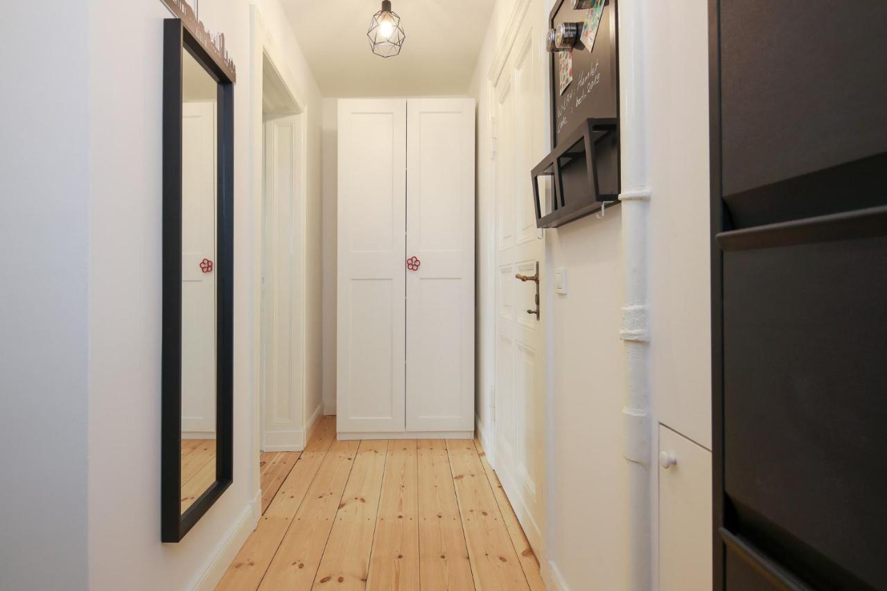 4 Personen Altbau Apartment Nahe Kurfuerstendamm - Romeo & Julia Berlin Ngoại thất bức ảnh